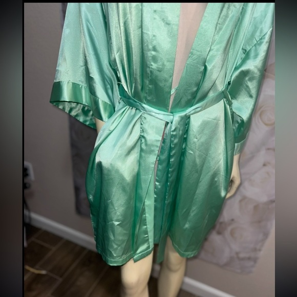 Mint Green Kimono Style Rhinestone BRIDESMAID Monogram Short Robe W Pockets M - Picture 15 of 16